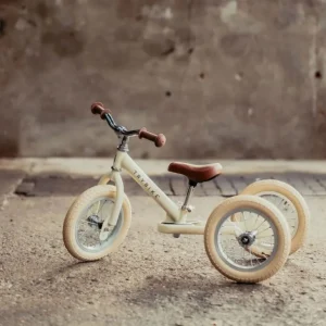 Lobecykel, Vintage Creme*Trybike Clearance